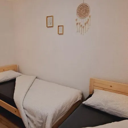 Semesterbostad Hisa Biba House