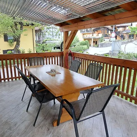 Hisa Biba House Semesterbostad